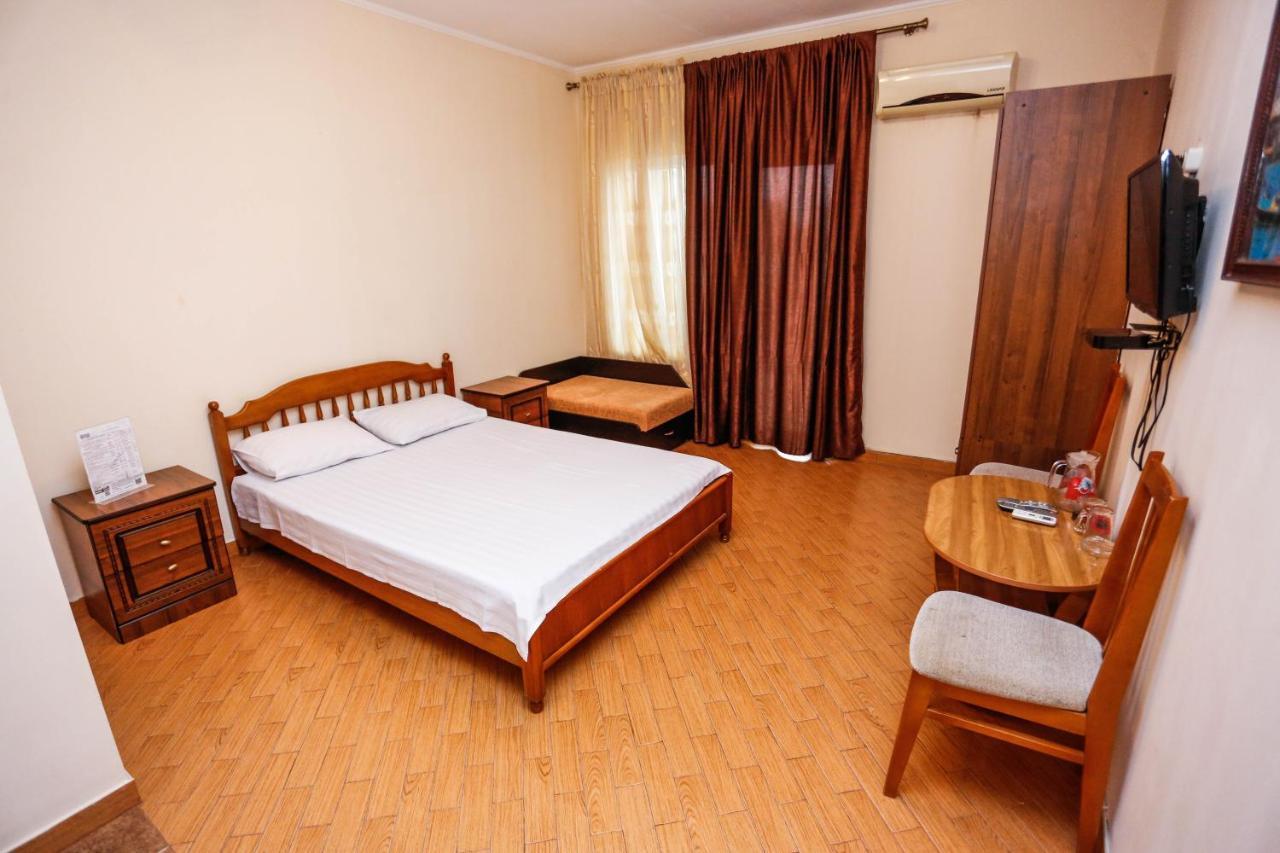 Hotel Sabina Gagry Exterior photo